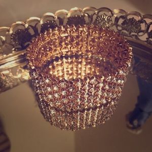 Rose gold (colored) rhinestone bracelet